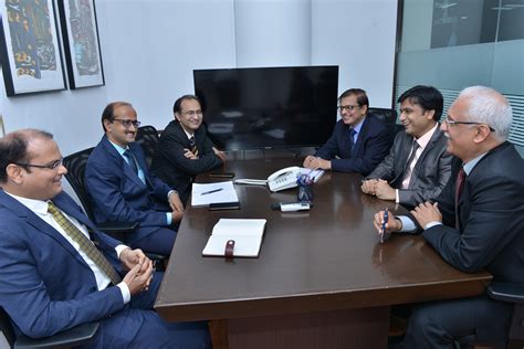 About Us: RMJ & ASSOCIATES