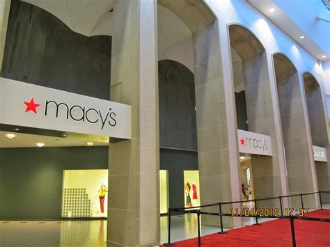 Trip to the Mall: River Oaks Center- (Calumet City, IL)