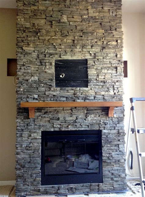 Stack Stone Fireplace 的图像结果