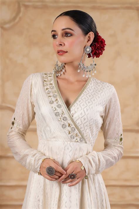 Buy Top-Quality Designer Suit Sets Online - Gillori