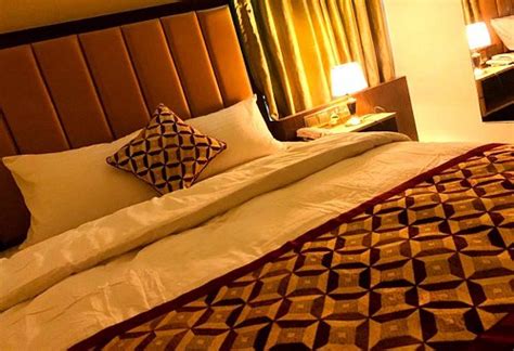 ROYAL INN DHAKA - Guesthouse Reviews, Photos, Rate Comparison (Dhaka ...