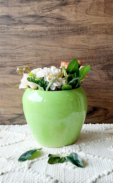 Ceramic Pots & Planters, Bathroom Sets, Kitchenware – Niyara