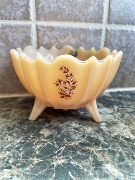 Carnival Glass Value 的图像结果