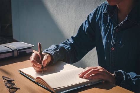 The Status of Luxury Pens in a Digital World | Pitchman Pens
