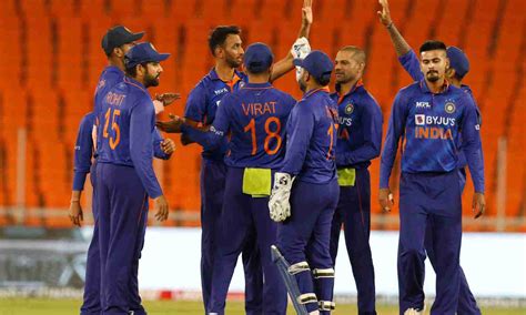 Central contract 2025: 34 खिलाड़ियों को मिला BCCI का नया कॉन्ट्रैक्ट ...