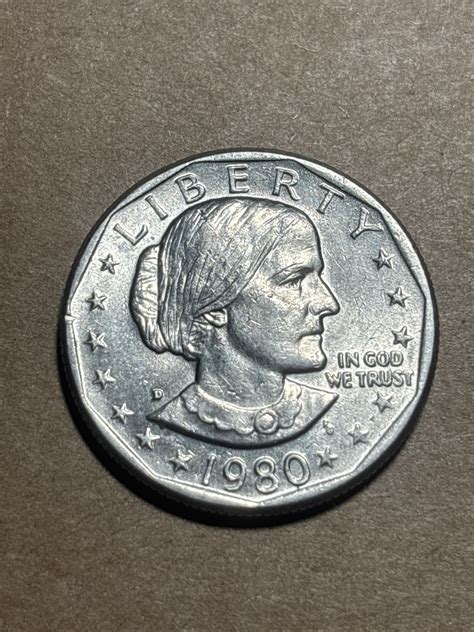 1980 D Susan B Anthony Liberty *One Dollar Coin* Circulated Rare Wide ...