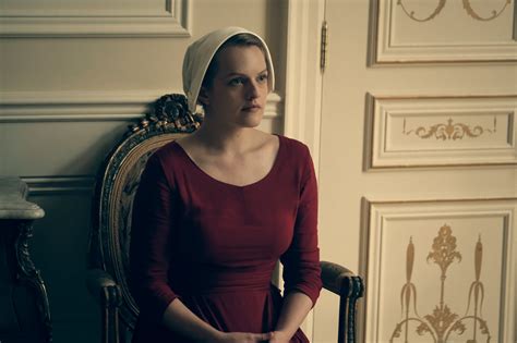 The 10 Ofglen Facts Every Handmaid's Tale Fan Should Know - Nerds and ...