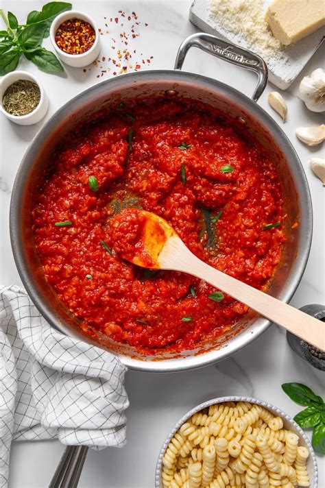 Easy Homemade San Marzano Tomato Sauce | Recipe | Entree recipes, San ...