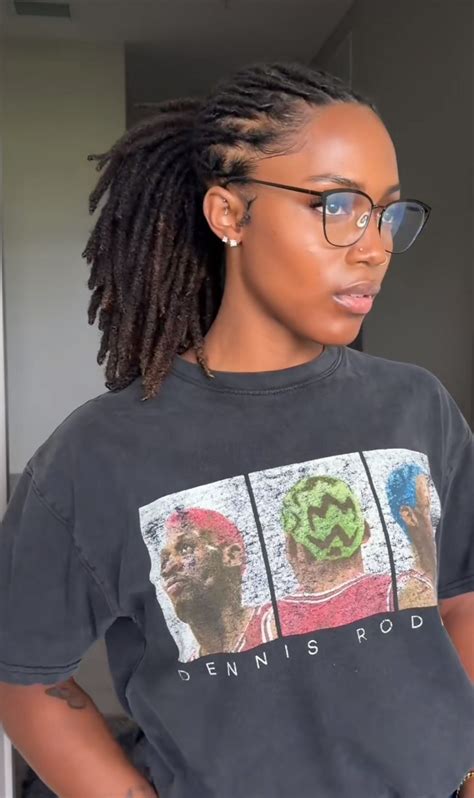 Pin by Anaïs on locs. in 2024 | Short locs hairstyles, Locs hairstyles ...