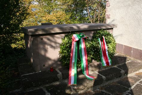 „Gemeindeverwaltung will Konzession für Tolomei-Grab ausstellen ...