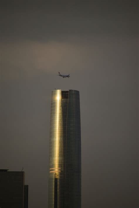 High-Rise Building Top View 的图像结果