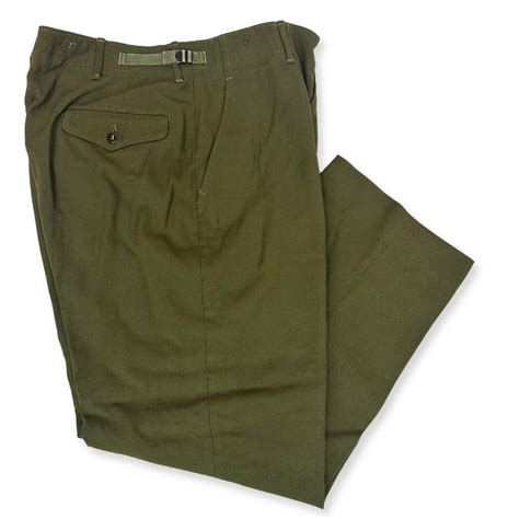 Surplus Store 的图像结果