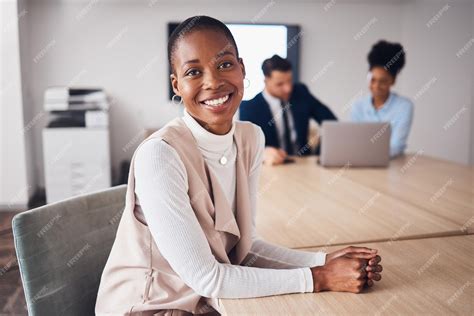 Premium Photo | Portrait of professional black woman with business leadership job management and ...