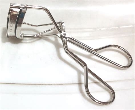 Shu Uemura Eyelash Curler - WateryScenery