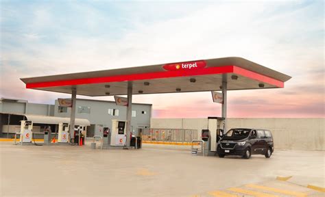 Terpel inaugura tres estaciones de servicio en Chimbote - Perú Energía