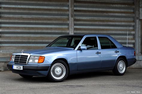 1987 Mercedes-Benz 260 (W124) 260 E 4MATIC (166 PS) | Technische Daten ...