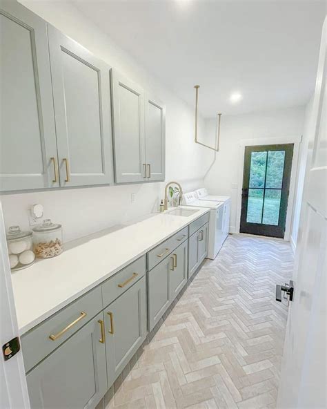 Laundry Room Floor Tile Ideas