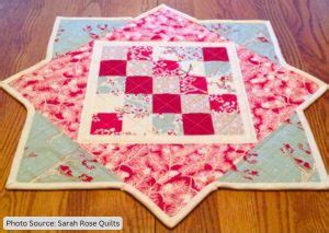 Christmas Table Topper Quilt Pattern 的图像结果