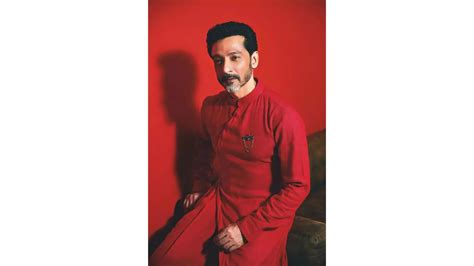 Tota all set to play the antagonist in Jeet’s next