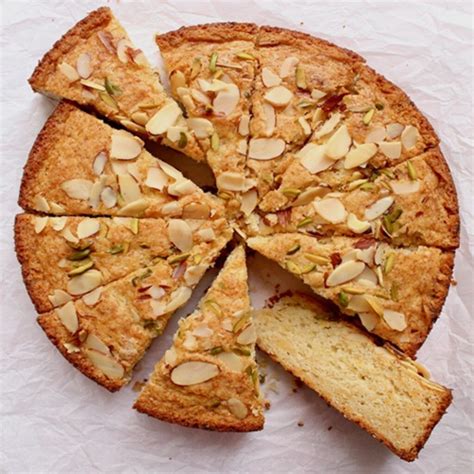 Mawa Cake | Delicious Sweets & Dry Fruits, Kaju Soan Papdi | Paneer ...