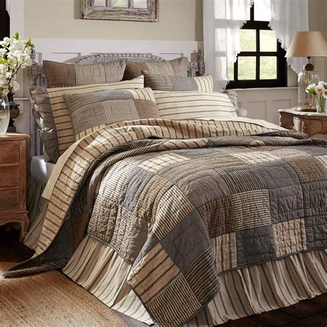 farmhouse bedding | patchwork quilts | quilted bedding | Farmhouse ...