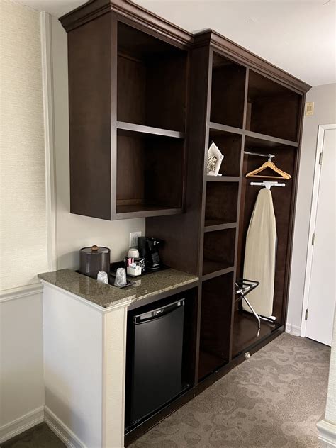 Anaheim Hotel Visits Near Disneyland - Jacqueline's Journey