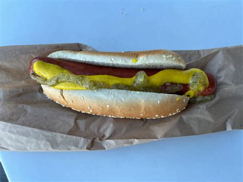 Costco vs. Sam's Club hot dog combo: Which is better? - Los Angeles Times