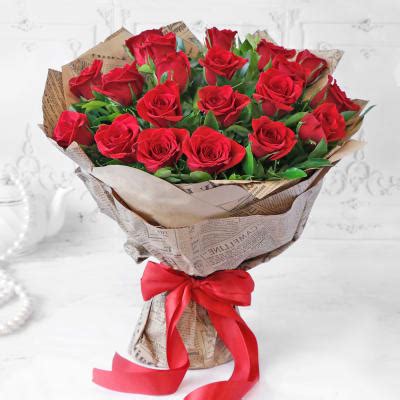 Order Red Roses Bouquet Online | YummyCake