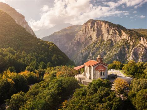 Greek Mountains - VHS Go Beyond