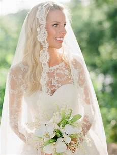 Hairstyles With Veil by 20 Wedding Hairstyles For Hair With Veils Hairstyles With Veil