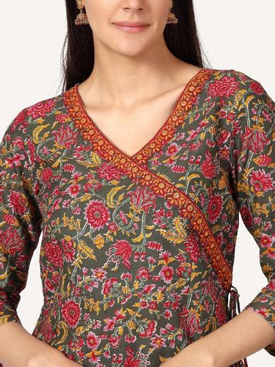 Green Floral Print Angrakha Kurta with Neck Embroidery – Saffron Threads