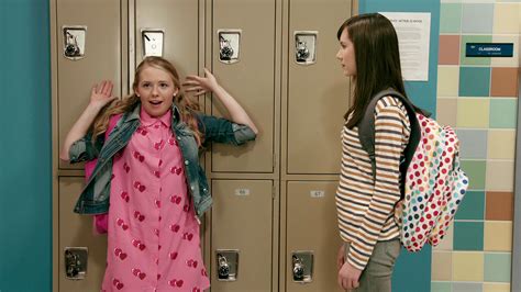 Watch I Am Frankie Season 1 Episode 6: I am...Battery Operated - Paramount+