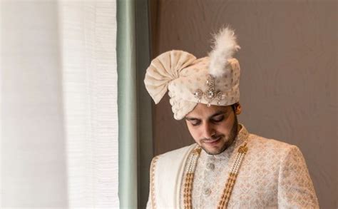 Top Wedding Safa Vendors Near You - Customizable Designs for Your ...