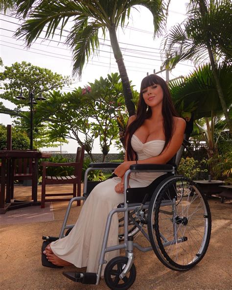 Jasmine Llamas (@turbojasmine) • Instagram photos and videos