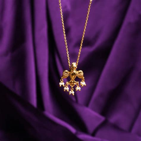 2024 Festive Jewellery Trends: Must-Have Pieces to Sparkle This Season