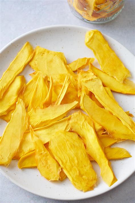 Dehydrated Mango (How to make Dried Mangoes) - My Forking Life
