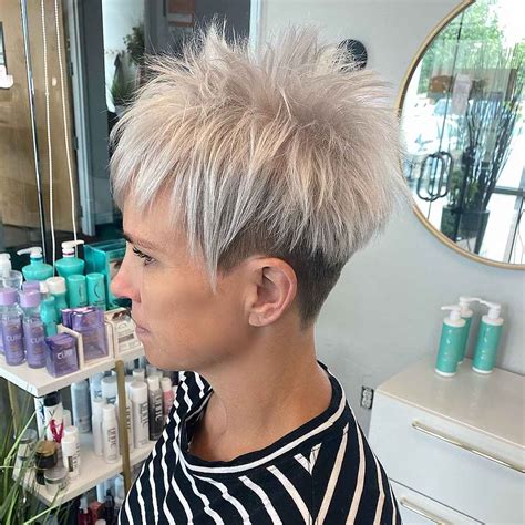 26 Types of Choppy Pixie Cuts Women Are Asking for This Year
