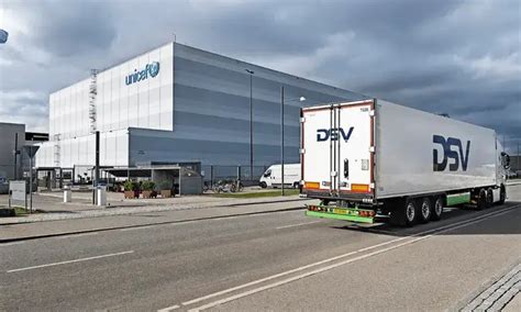 DSV and UNICEF expand partnership to boost emergency supply deliveries
