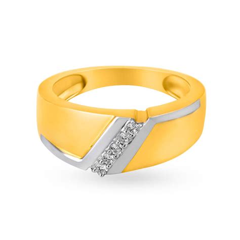 Bold Glossy Diamond and Gold Finger Ring for Men