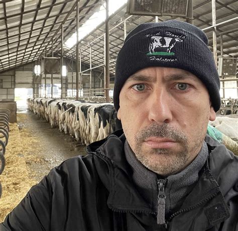 Stromausfälle in der Ukraine: „Wir melken seit Tagen mit Generatoren ...