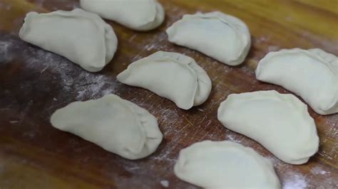 饺子的4种包法，慢动作教程，学会再也不用买了4 ways to make dumplings, slow motion tutorial ...