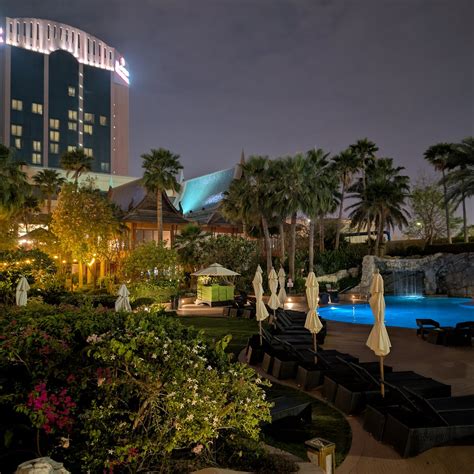 GULF HOTEL CONVENTION AND SPA (Bahrain/Manama) - Hotel Reviews, Photos ...