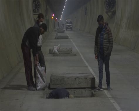 J-K: 8.5 Km Qazigund-Banihal tunnel in final stage of construction, to ...