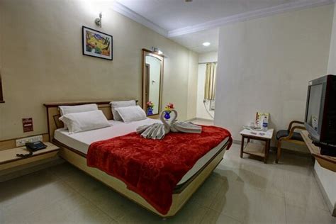 HOTEL JAY INTERNATIONAL (Vapi, Gujarat) - Hotel Reviews, Photos, Rate ...