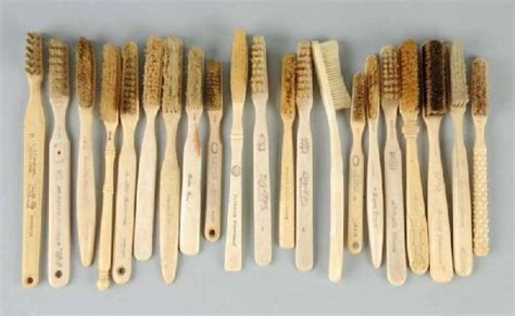 First Toothbrush 的图像结果