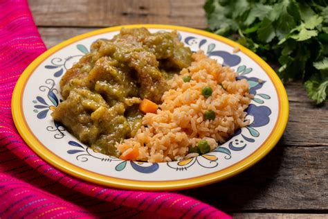 Chicharrón en Salsa Verde | Recepedia