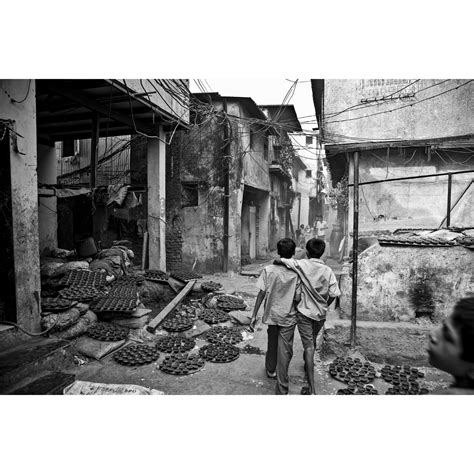 Aparna Jayakumar: Urban Villages, Mumbai 5 – Red Earth
