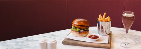 London Heathrow Virgin Clubhouse | Virgin Atlantic