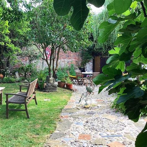 SEED HUB B&B (Wincanton) - Specialty Inn Reviews, Photos, Rate ...