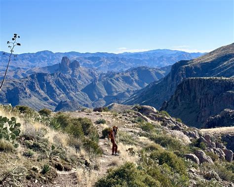 Superstition Ridgeline Trail: Superstition Mountains
